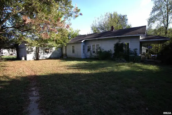 106 S 1st Street, Elkville, IL 62932