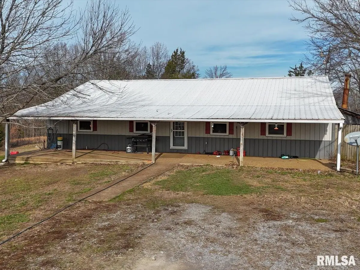 24 Fox Trott Lane, Golconda, IL 62938 - #1