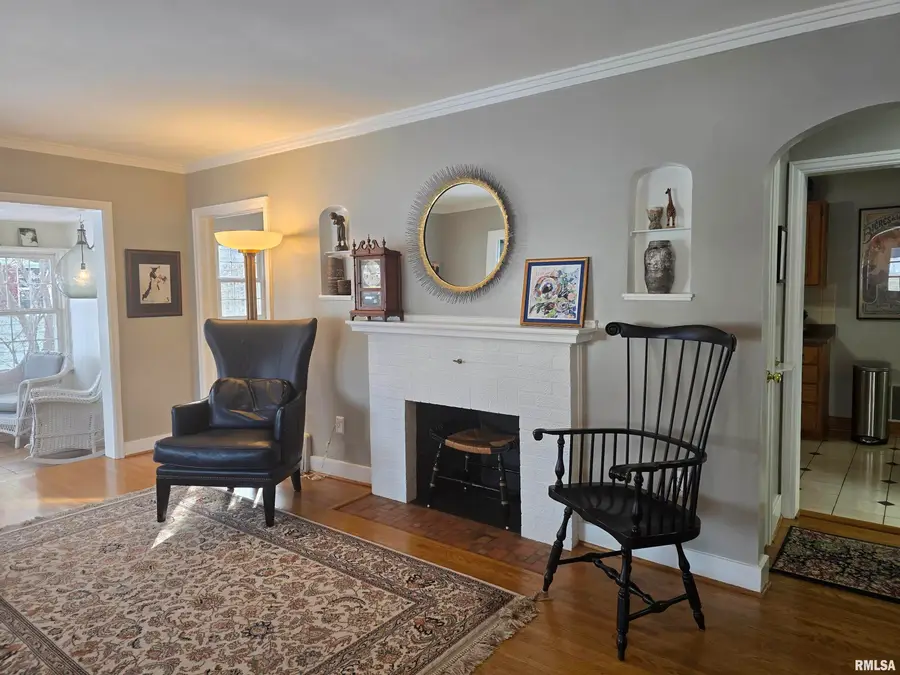 310 N B Avenue B, Canton, IL 61520-9206 - Image #3