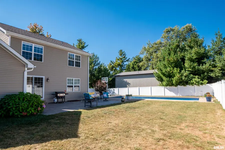 610 Westminster Drive, Washington, IL 61571 - Image #3