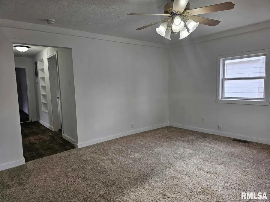 308 N 20th Street, Herrin, IL 62948 - #3