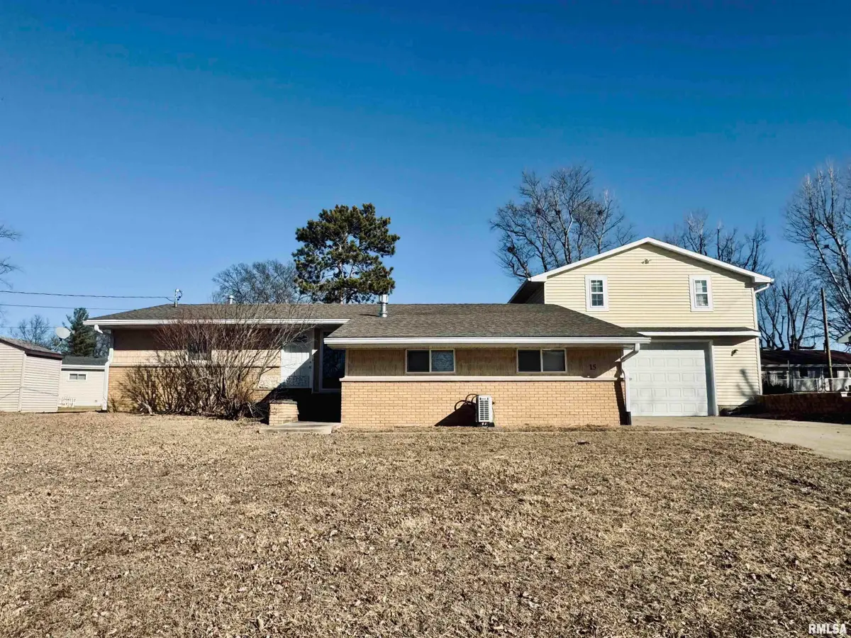 15 Sandalwood Lane, Bartonville, IL 61607 - #1