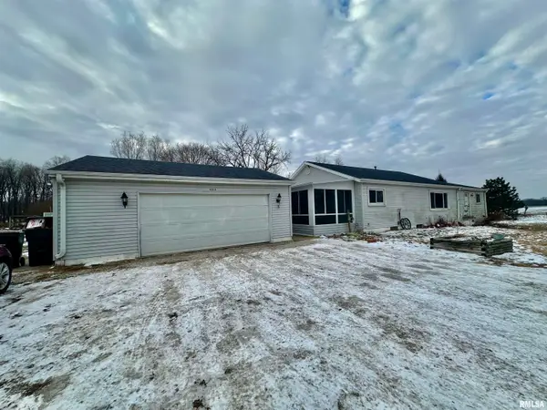 9514 S Mapleton Road, Mapleton, IL 61547