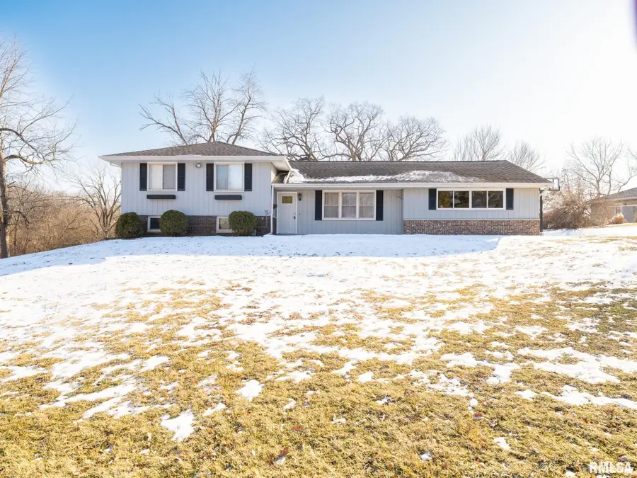 13462 N Lakewood Drive, Dunlap, IL 61525 - #2