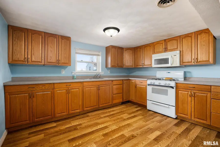 1908 Commonwealth Avenue, Pekin, IL 61554 - #3