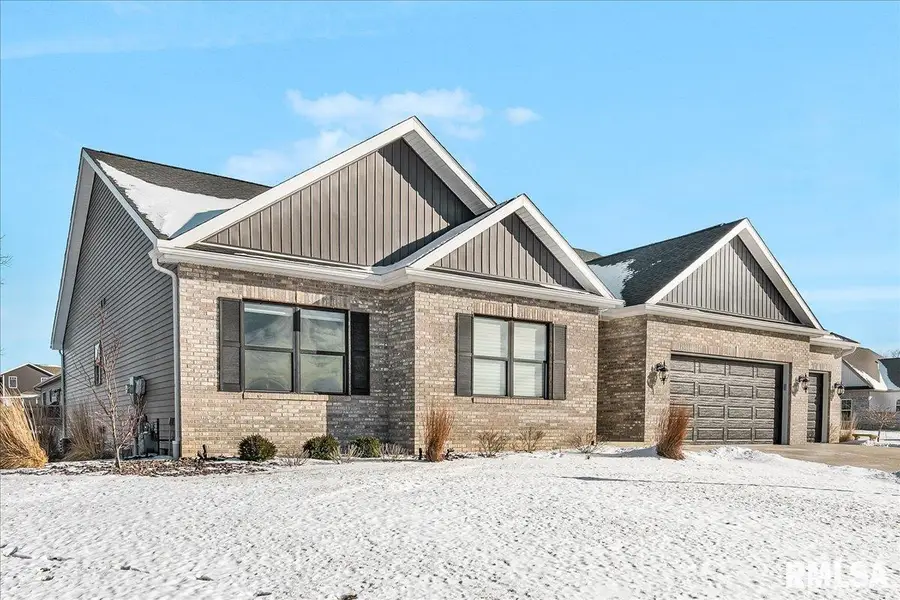 100 Joseph Court, Washington, IL 61571 - Image #3