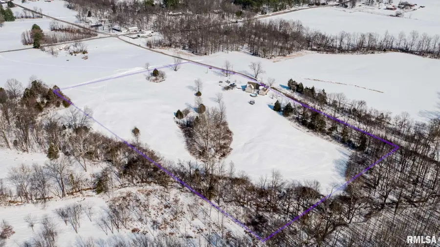 1135 Palzo Road, Creal Springs, IL 62922 - #3