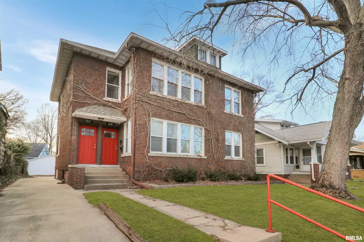 1019 N Farmington Road, Peoria, IL 61606 - Image #1