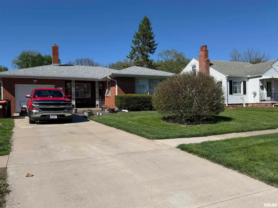 461 W Washington Street, Rushville, IL 62681 - #3