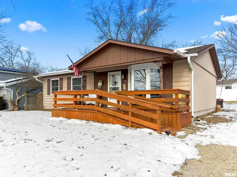 1506 Woodbine Drive, Washington, IL 61571 - Image #2