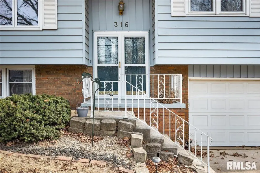 316 Rainbow Drive, Creve Coeur, IL 61610 - #2