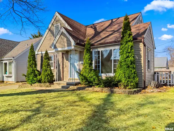 1015 E Fairoaks Avenue, Peoria, IL 61603