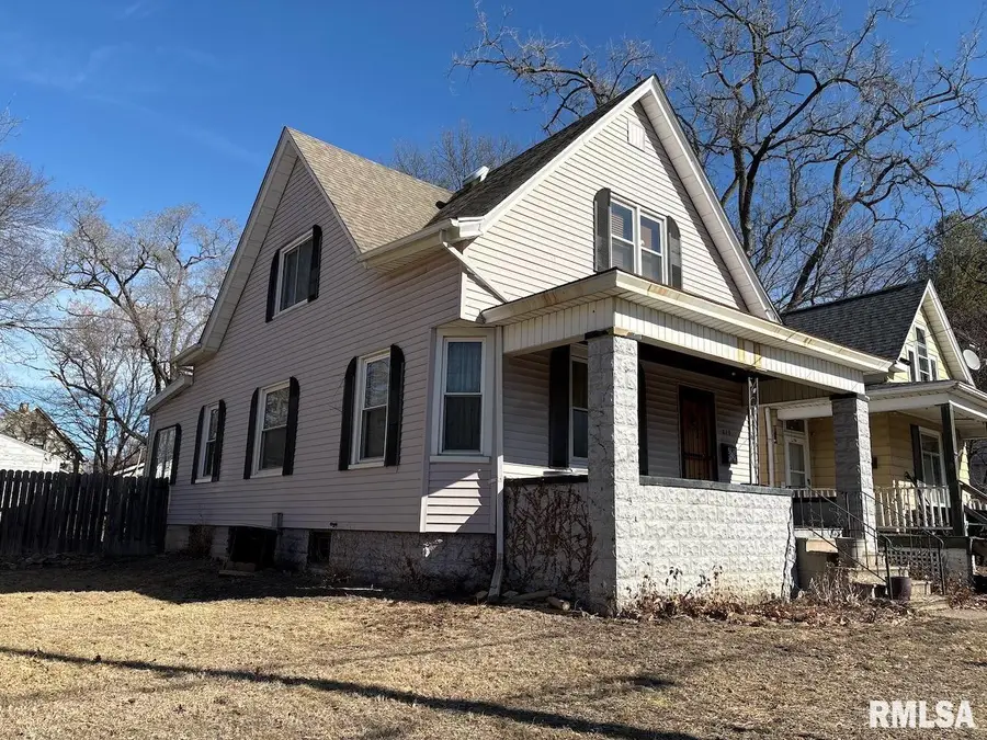 829 E Mcclure Avenue, Peoria, IL 61604 - #2