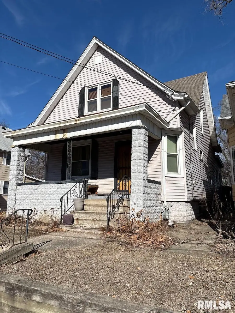 829 E Mcclure Avenue, Peoria, IL 61604 - #3