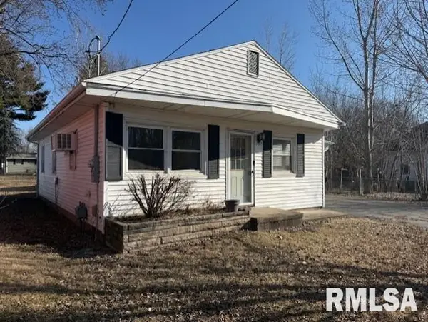 157 Edwards Avenue, Galesburg, IL 61401