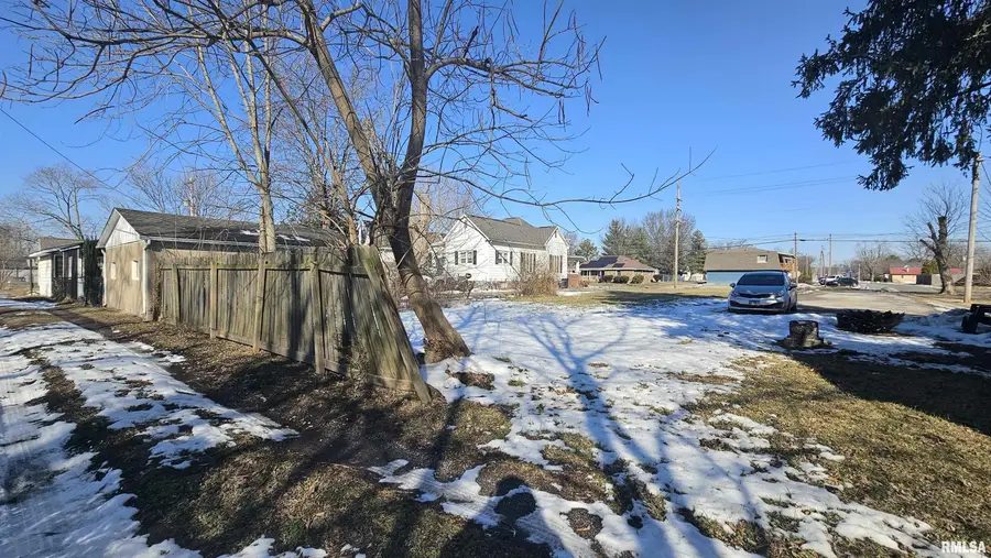 405 E Boulevard Street, Marion, IL 62959 - #2