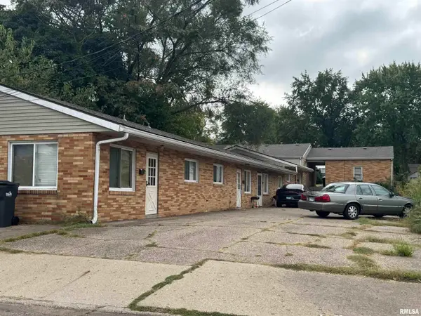 911 Hamilton Street, Pekin, IL 61554