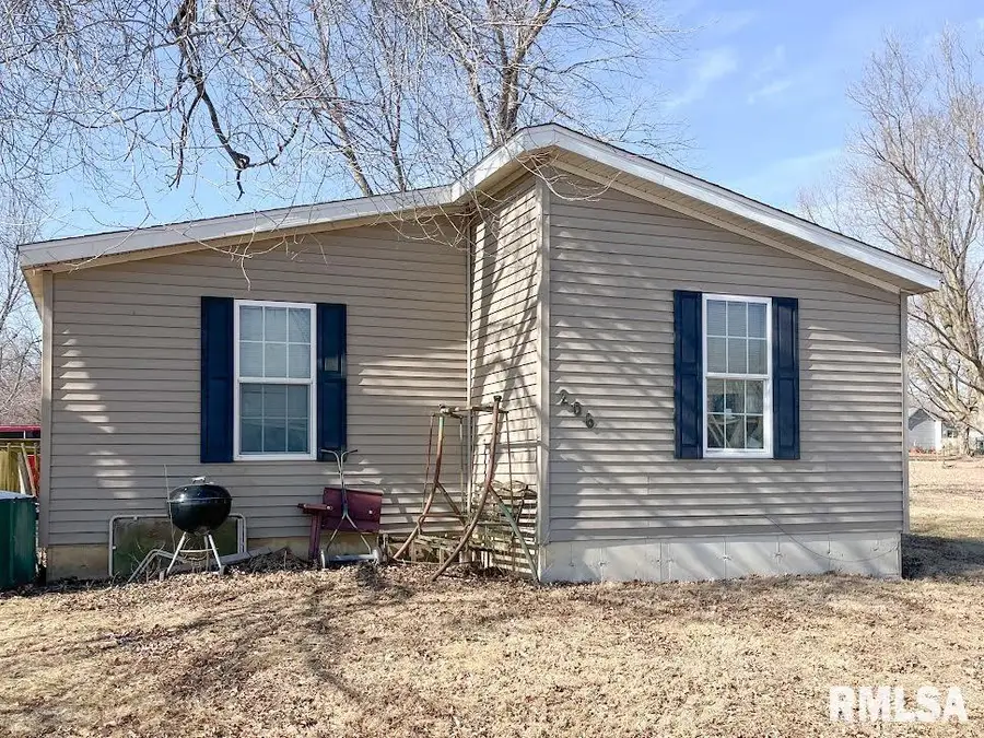 206 S Bowery Street, Table Grove, IL 61482 - #2