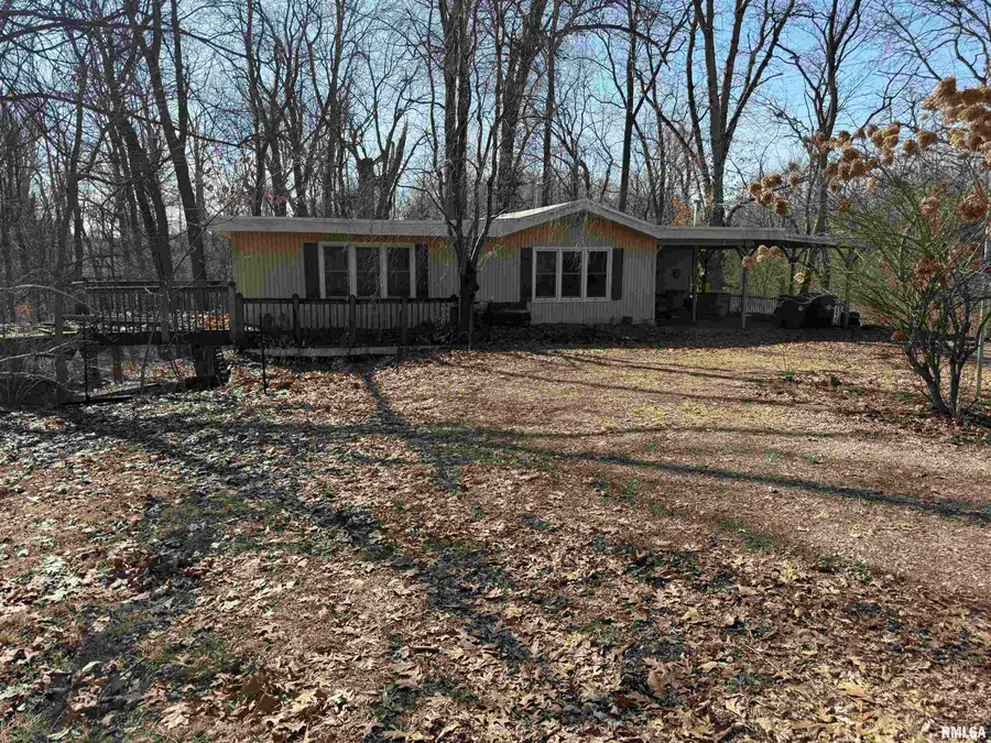 100 Thrush Avenue, Pekin, IL 61554 - #2