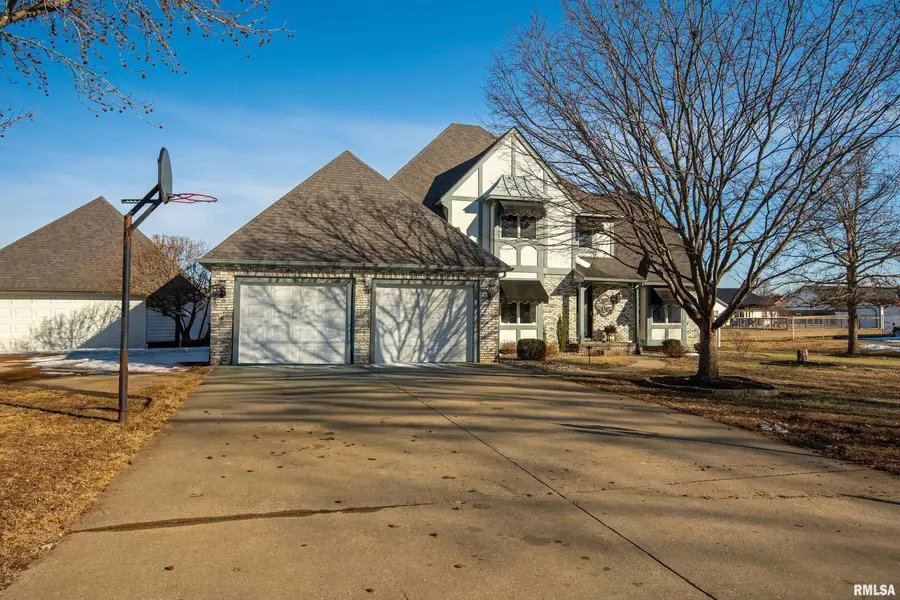 205 Dinah Lane, Marion, IL 62959 - #2