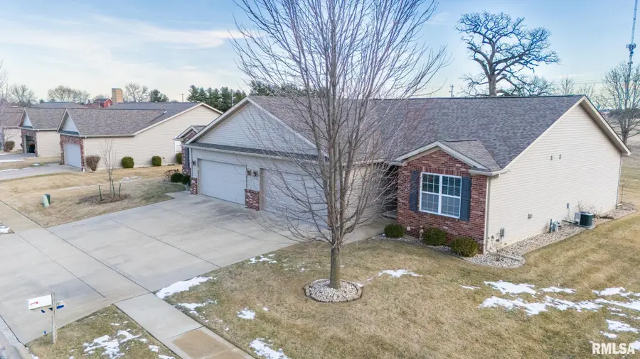 1414 Calvin Drive, Washington, IL 61571 - Image #2