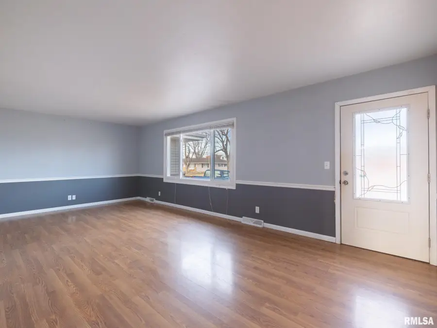 313 N Nebraska Avenue, Morton, IL 61550 - #2