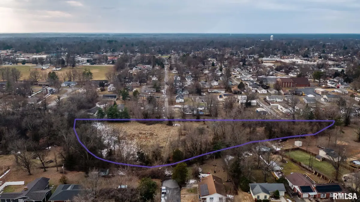 1112 S 9th Street, Herrin, IL 62948 - #1