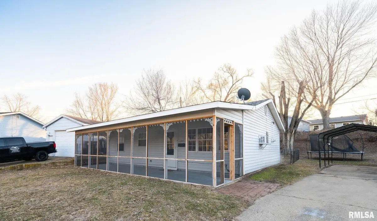 1503 Augusta Street, Pekin, IL 61554 - #1