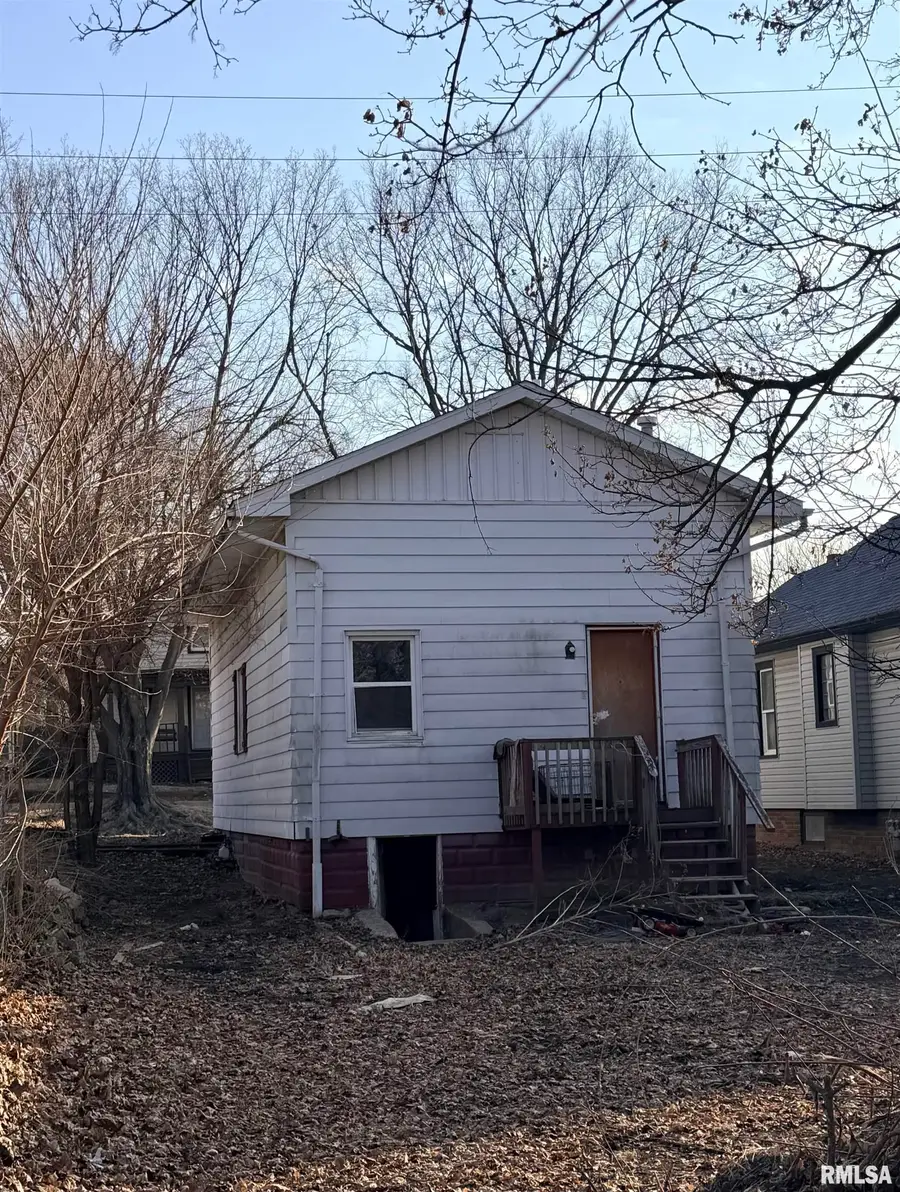 519 E Maywood Avenue, Peoria, IL 61606 - #3