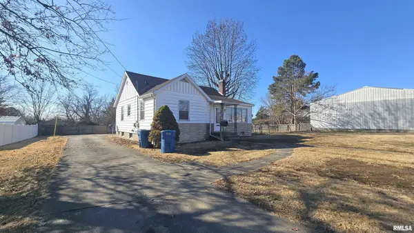 409 W 13th Street, Johnston City, IL 62951