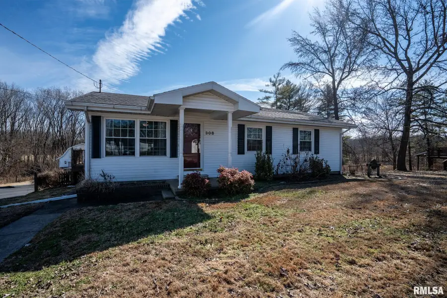 308 Circle Drive, Vienna, IL 62995 - #2