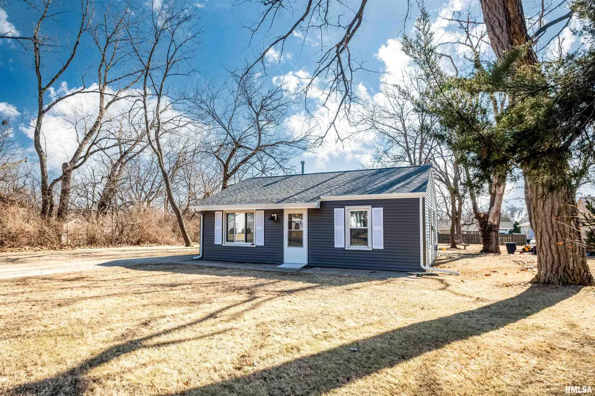 1412 W Shenandoah Drive, Peoria, IL 61614 - #1