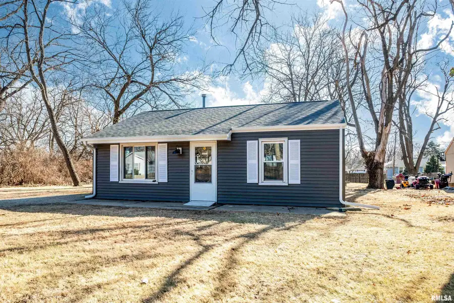 1412 W Shenandoah Drive, Peoria, IL 61614 - #2