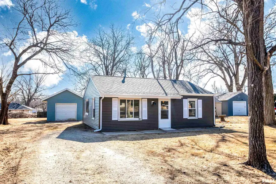 1412 W Shenandoah Drive, Peoria, IL 61614 - #3