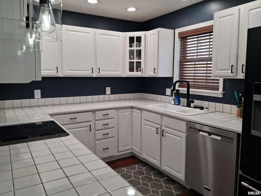 104 Noah Lane, Carterville, IL 62918 - #3