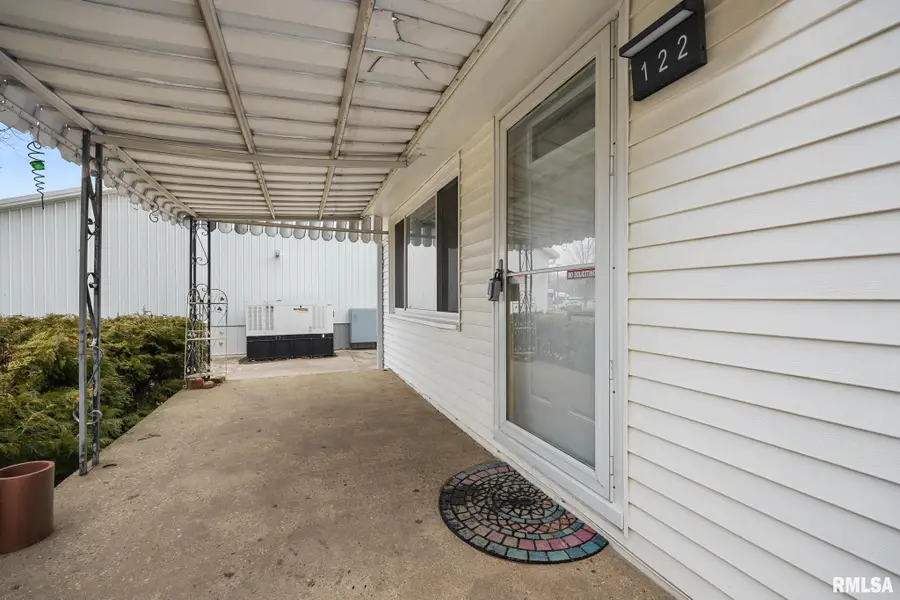 122 S Chestnut Street, Tremont, IL 61568 - #3