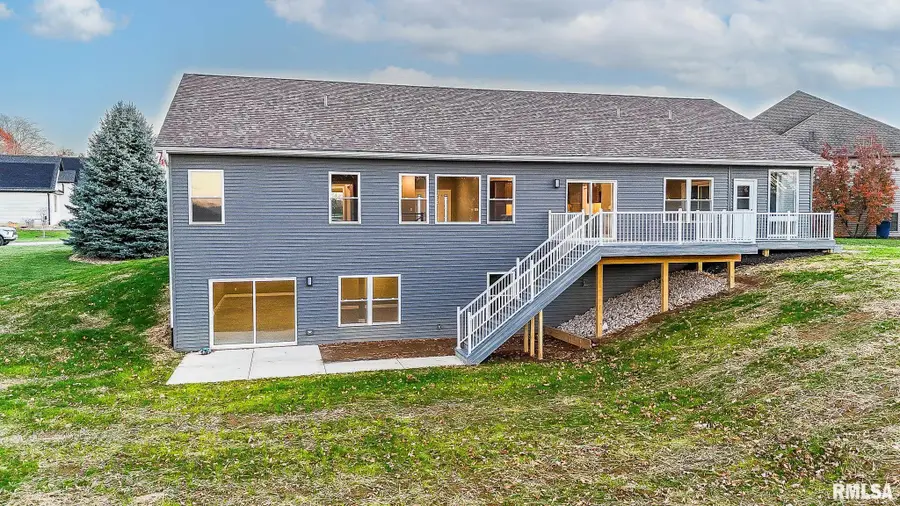 1621 Grandlake Court, Pekin, IL 61554 - #2