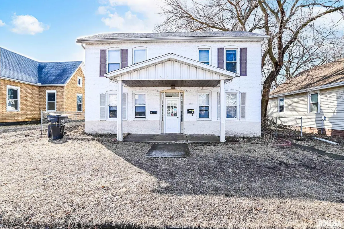 352 Catherine Street, Pekin, IL 61554 - #1