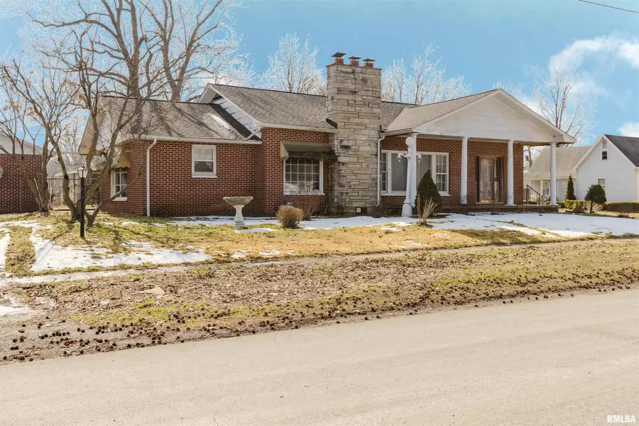 300 S 21st Street, Herrin, IL 62948 - #2
