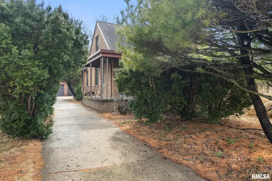 138 N Maple Avenue, Morton, IL 61550 - #3