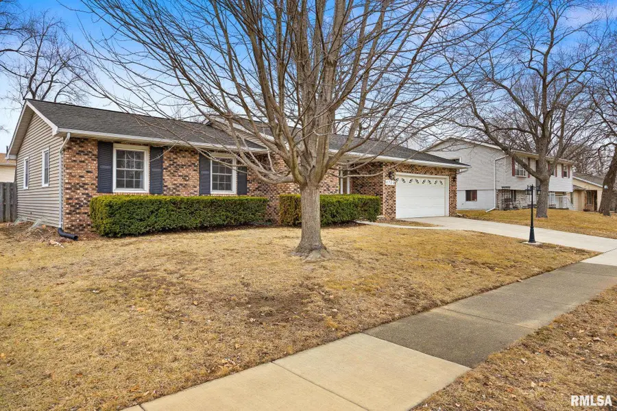 6725 N Parkwood Drive, Peoria, IL 61614 - #3