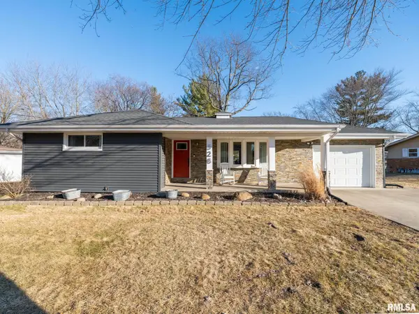 526 N Lakeshore Drive, Hanna City, IL 61536