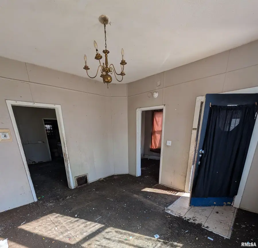 1317 John H Gwynn Jr Avenue, Peoria, IL 61605 - #2