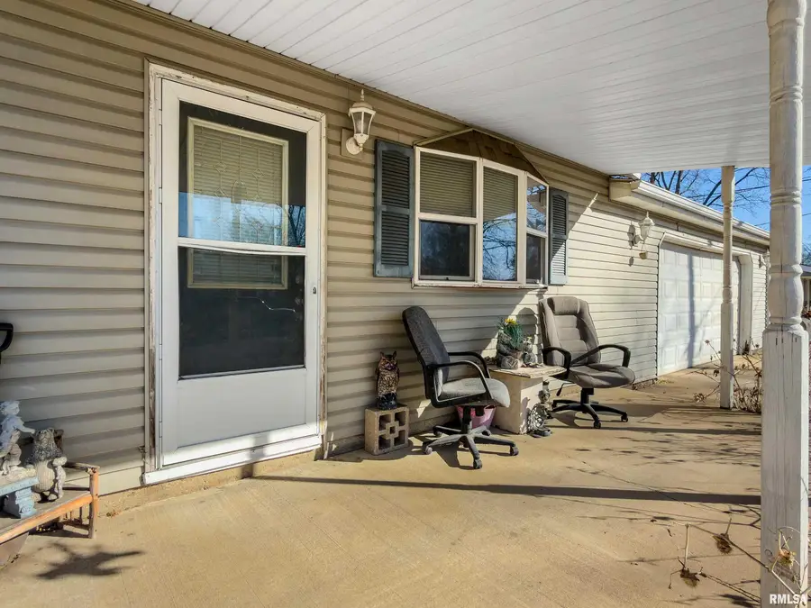 1400 Alton Street, Pekin, IL 61554 - #3