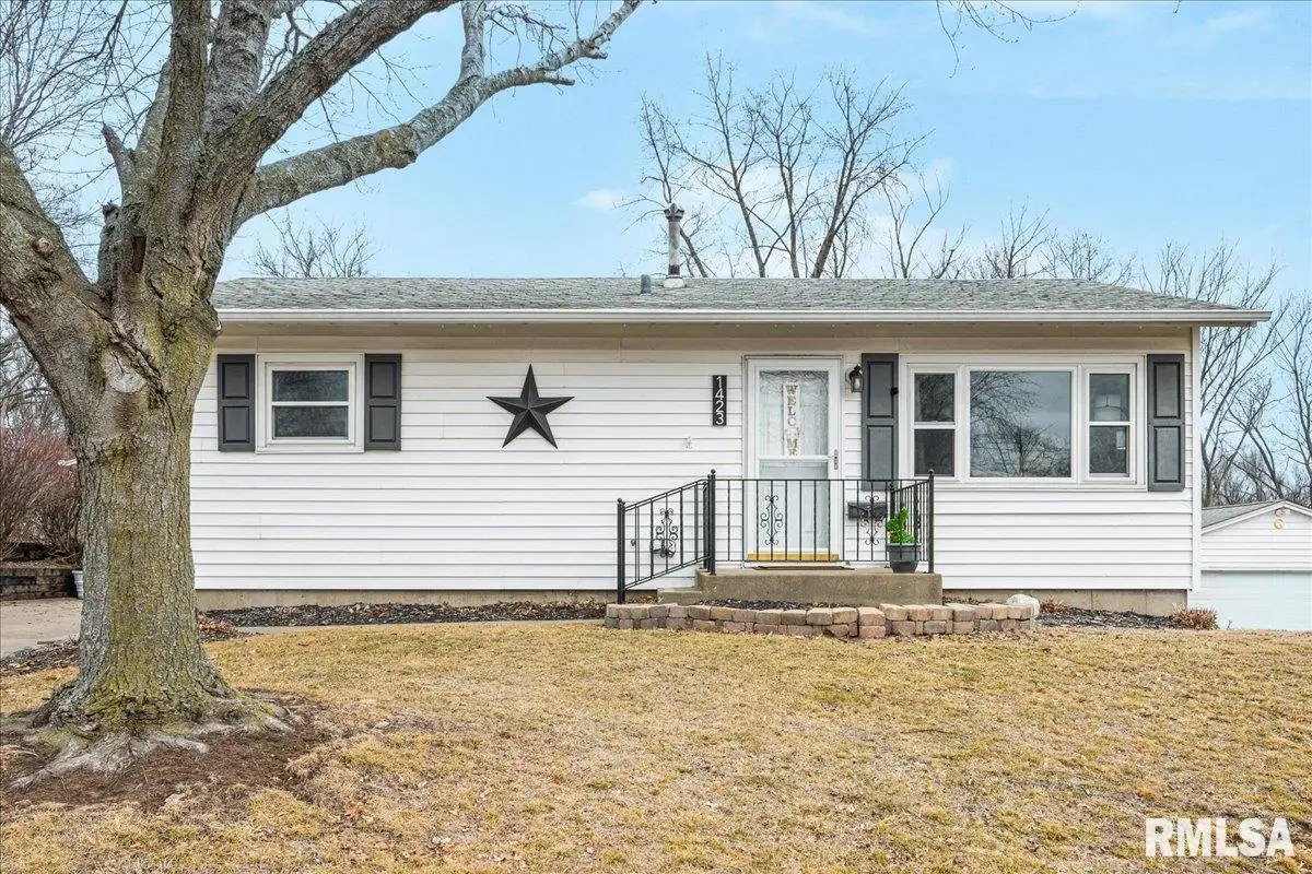 1423 Arthur Street, Pekin, IL 61554 - #1