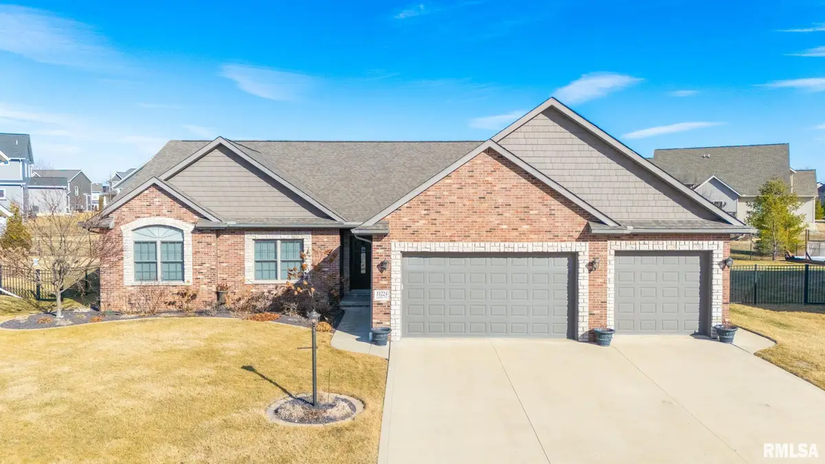 11224 N Sycamore Creek Drive, Dunlap, IL 61525 - #1