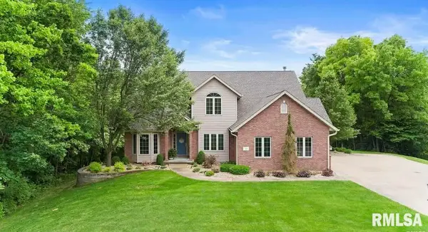 410 Elizabeth Pointe Drive, Germantown Hills, IL 61548