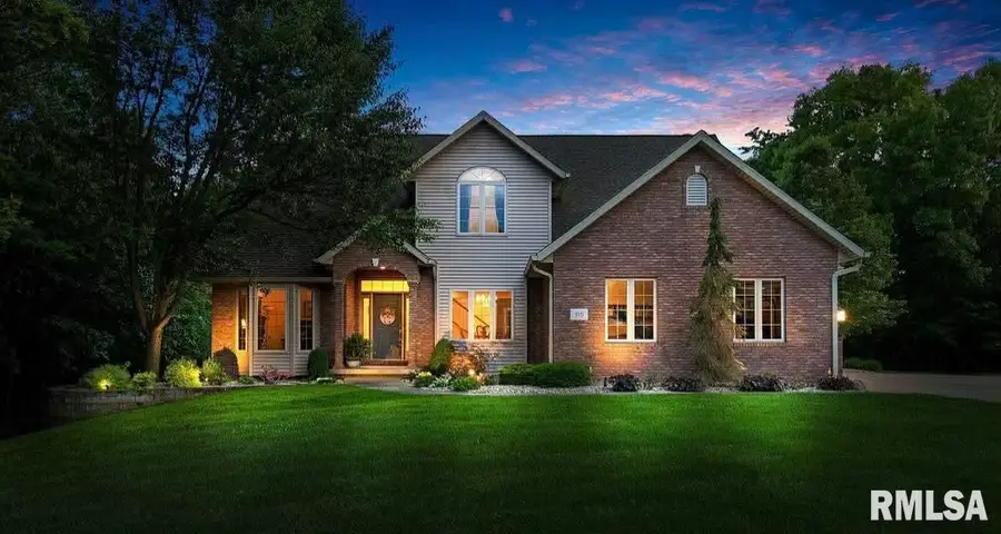 410 Elizabeth Pointe Drive, Germantown Hills, IL 61548 - #2