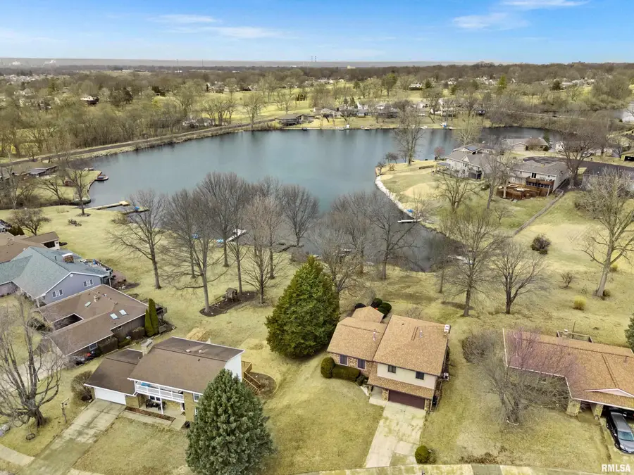 2118 Highwood Avenue, Pekin, IL 61554 - #3