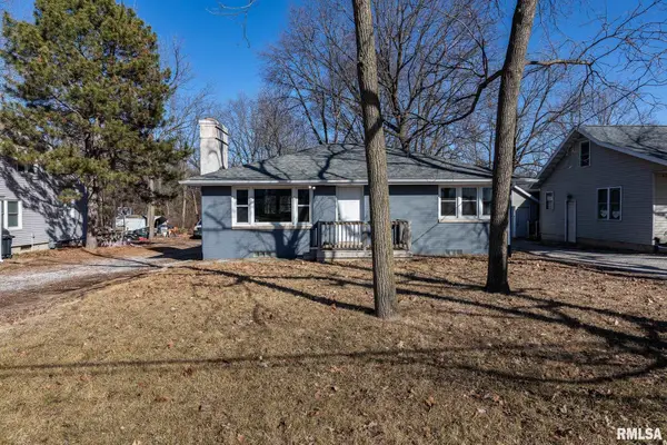 214 W Muller Road, East Peoria, IL 61611